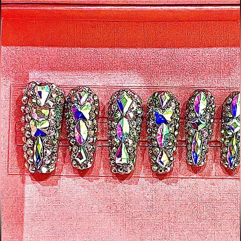 Press on Nails Custom handmade acrylic/gel full crystal